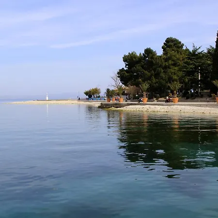 Apartma Ema * איזולה